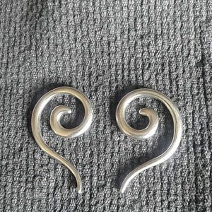 4g taper earrings